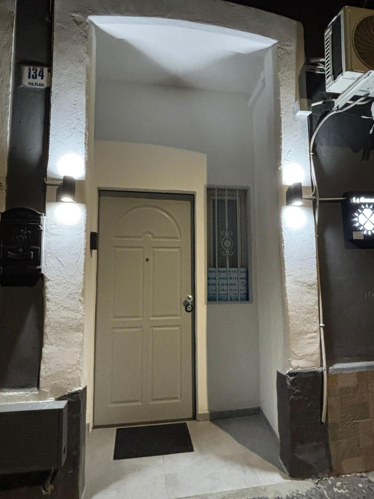 Casa Vacanze I 4 Diamanti Room 1 Katania Zewnętrze zdjęcie